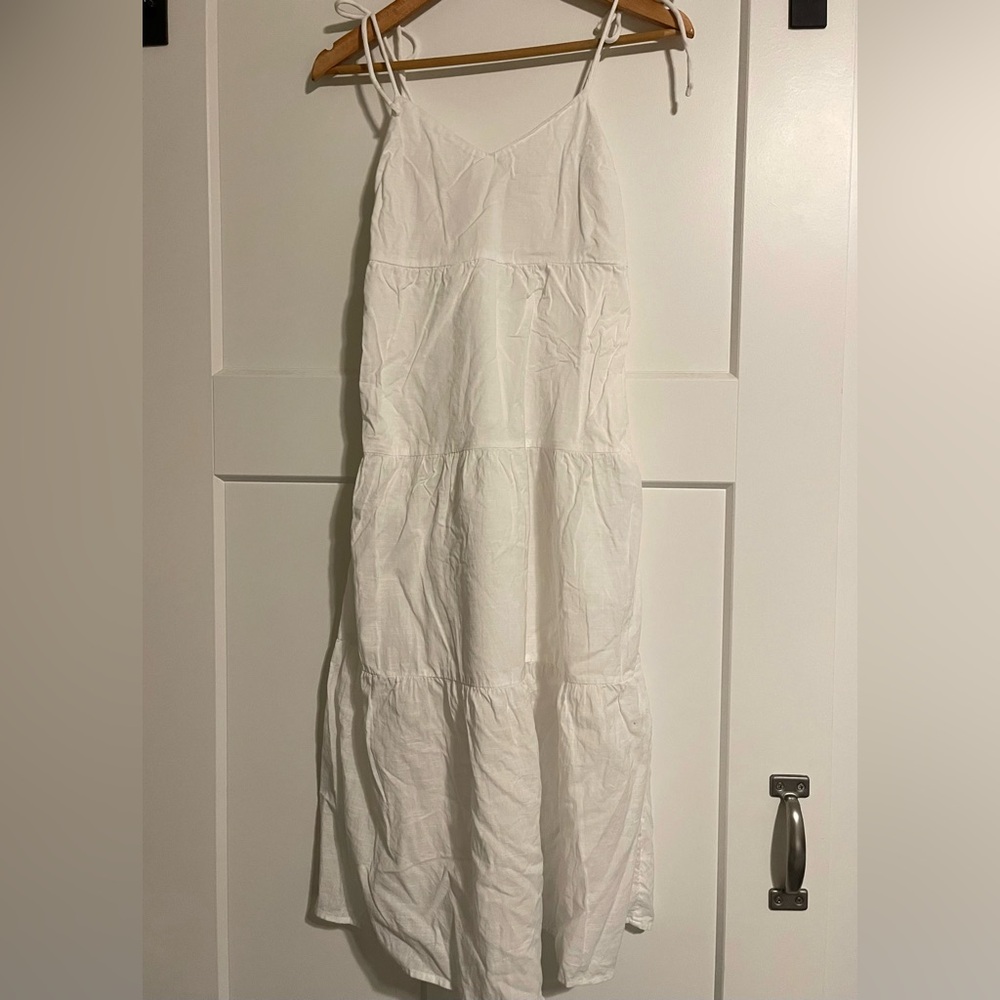 Abercrombie & Fitch Tiered Linen Midi Dress